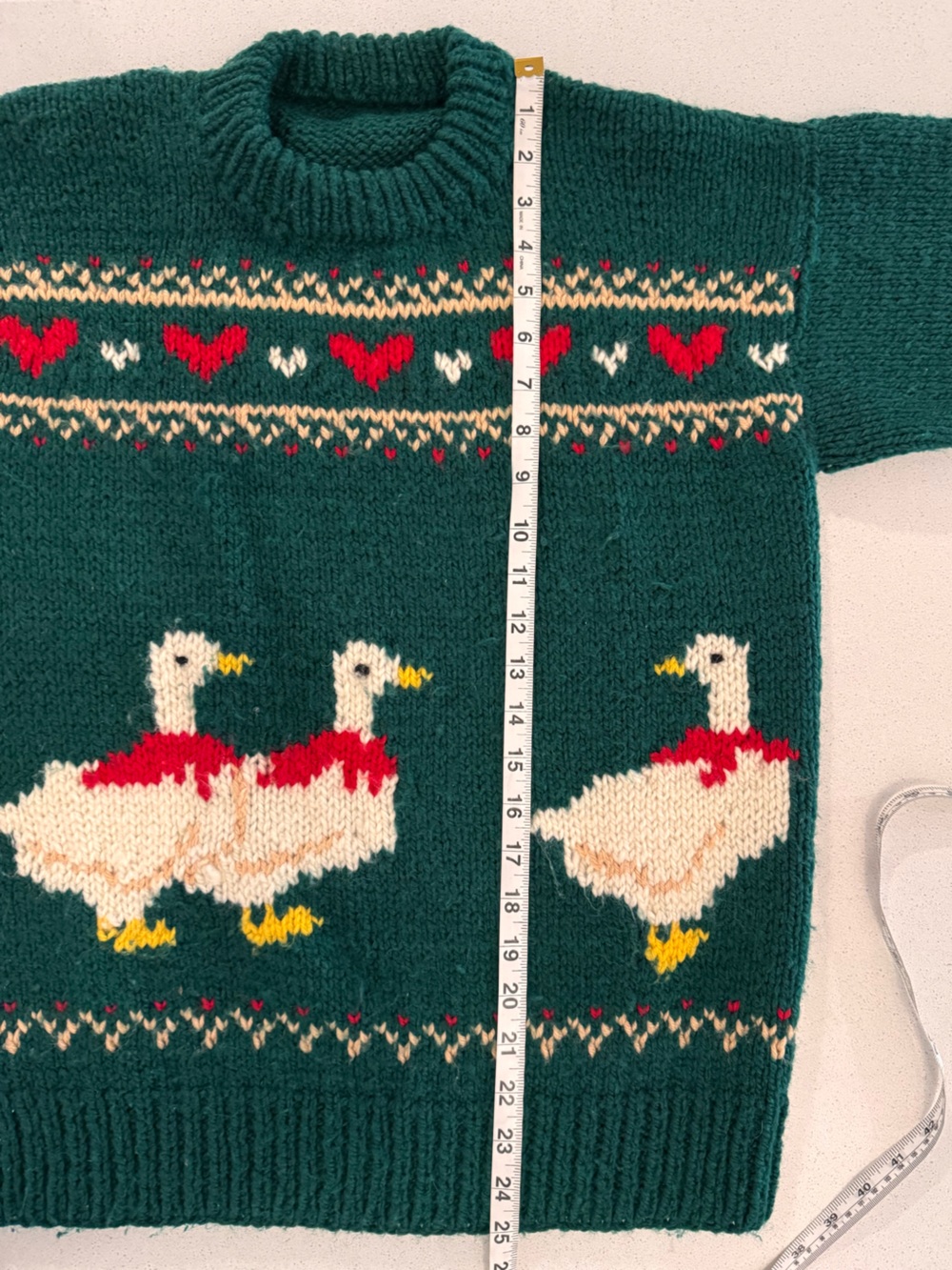 Vintage Hand Knit Duck Sweater Dark Green Chunky Heavyweight Fair Isle Hearts - Picture 9 of 15